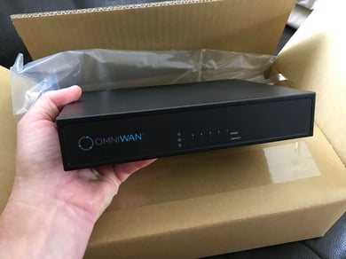 MDS OmniWAN box_3231.jpg