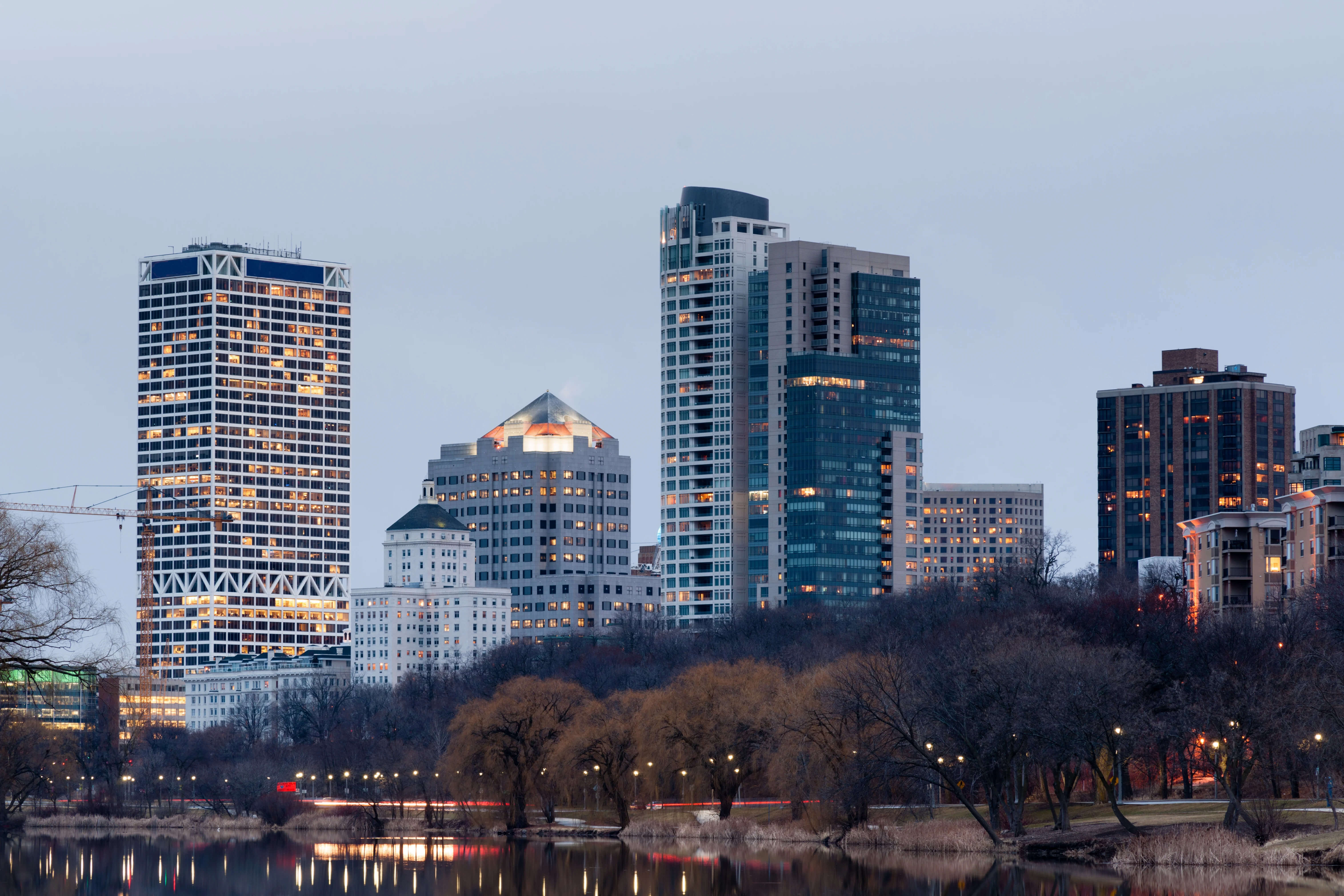 Milwaukee WI city skyline and trees rx